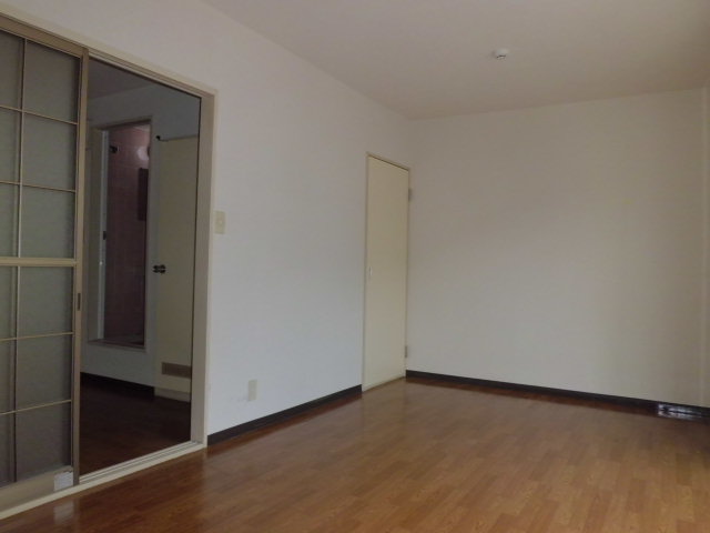 Living and room.  ☆ Easy-to-use floor plan ☆  ※ Image