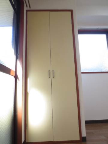 Receipt. Storage room