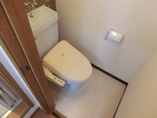 Toilet