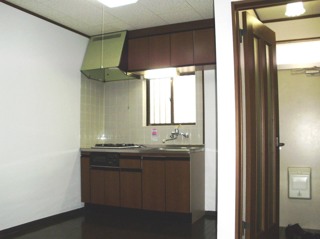 Kitchen. System kitchen with grill