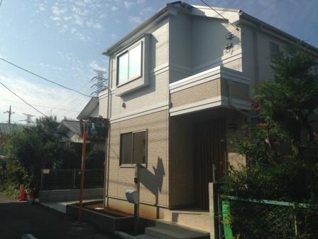 Local photos, including front road. Local (November 1, 2013) Shooting Entrance facing the east road