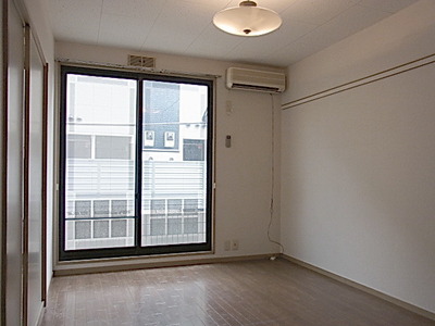 Other room space. Facing south Day good Western-style 6 Pledge