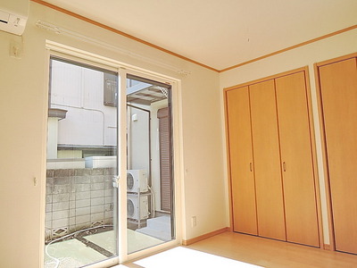 Other room space. Western-style 6 Pledge