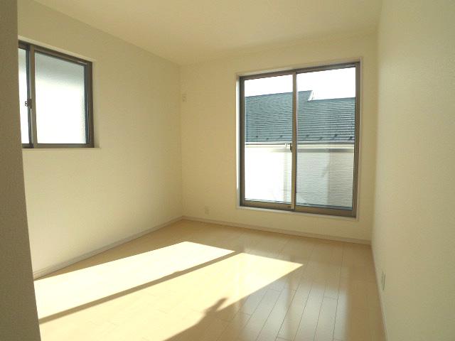 Non-living room. Western-style (Building 2)