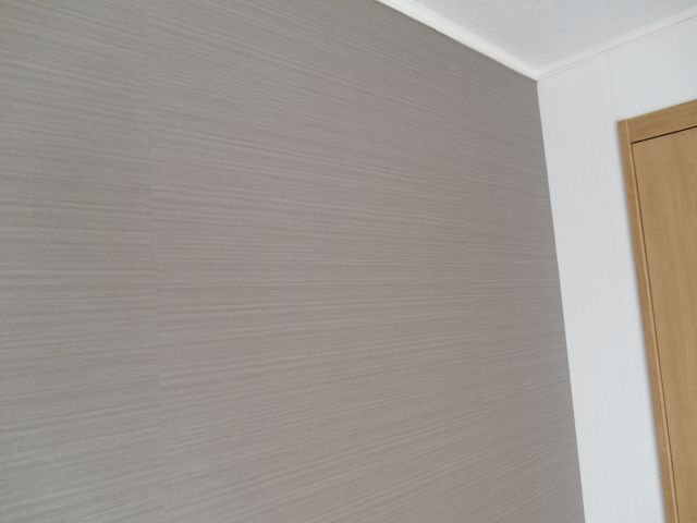 Other. Stylish accent cross pattern of brown