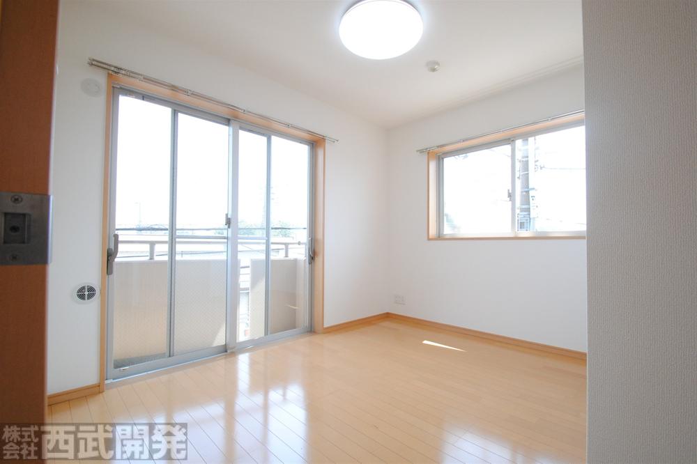 Non-living room. Western-style 5 Pledge With closet