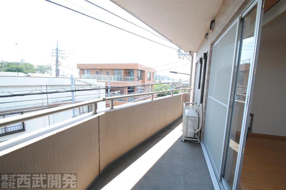 View photos from the dwelling unit. View from local