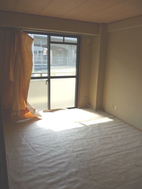 Living and room. In Japanese-style tatami curing