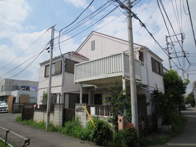 Building appearance. Quiet living environment