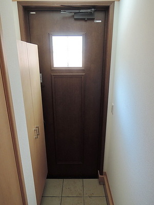 Entrance. Shoe box ・ Entrance