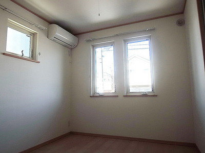 Living and room. Western-style 6 Pledge