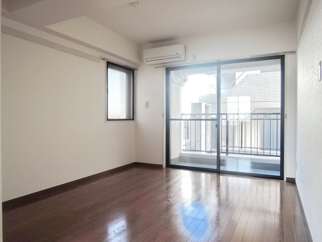 Living and room. Western style room ・ 6 Pledge