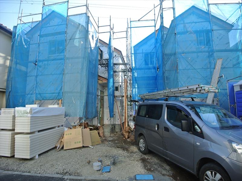 Local appearance photo. Local (12 May 2013) Shooting