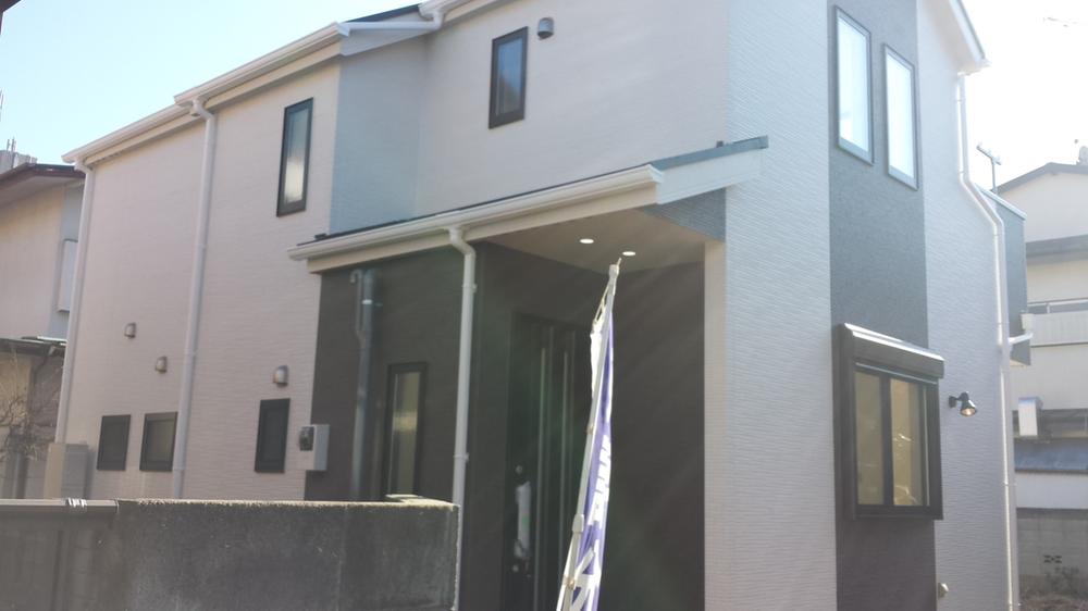 Entrance. Indoor (12 May 2013) Shooting