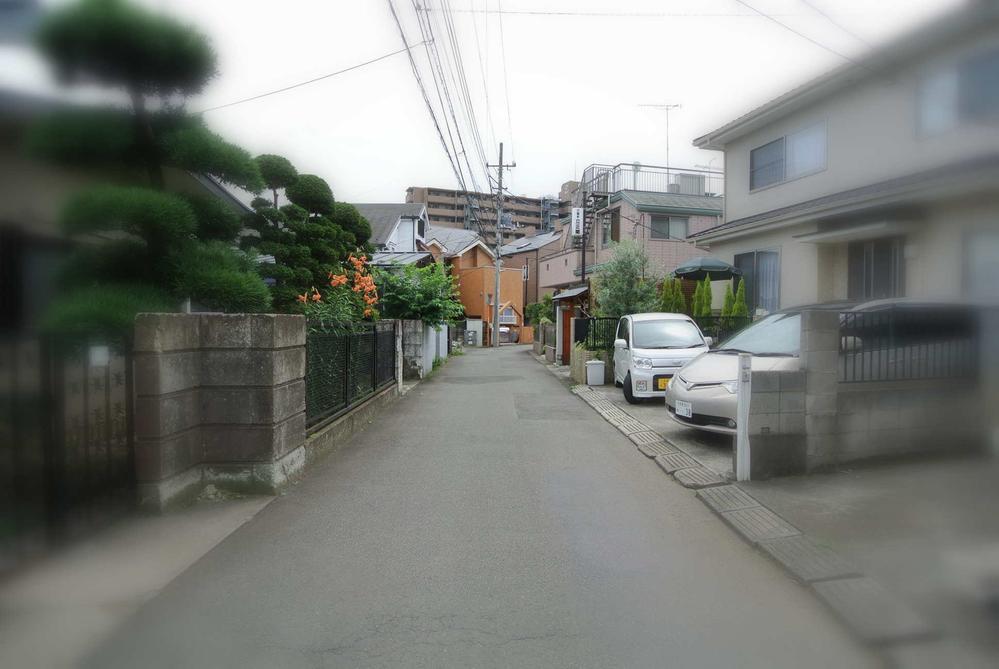 Local photos, including front road. Local (July 2013) Shooting