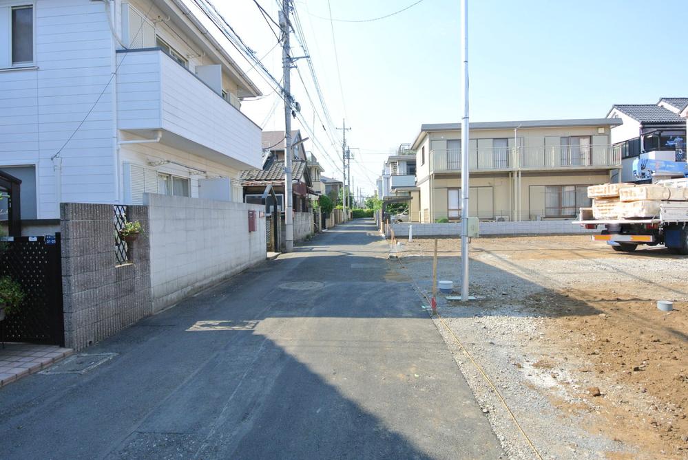 Local photos, including front road. Local (June 2013) Shooting