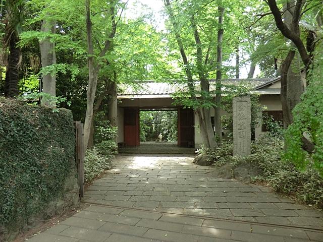 park. 650m until 滄浪 Izumi Garden green spaces