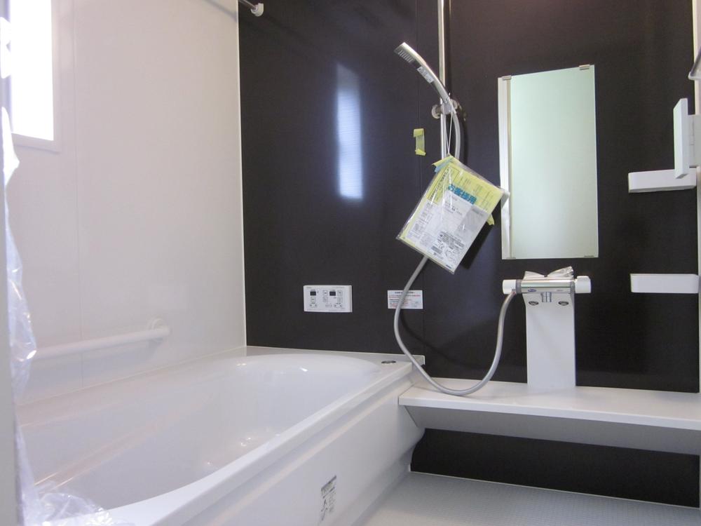 Bathroom. Indoor (11 May 2013) Shooting ※ It will be the example of construction. 