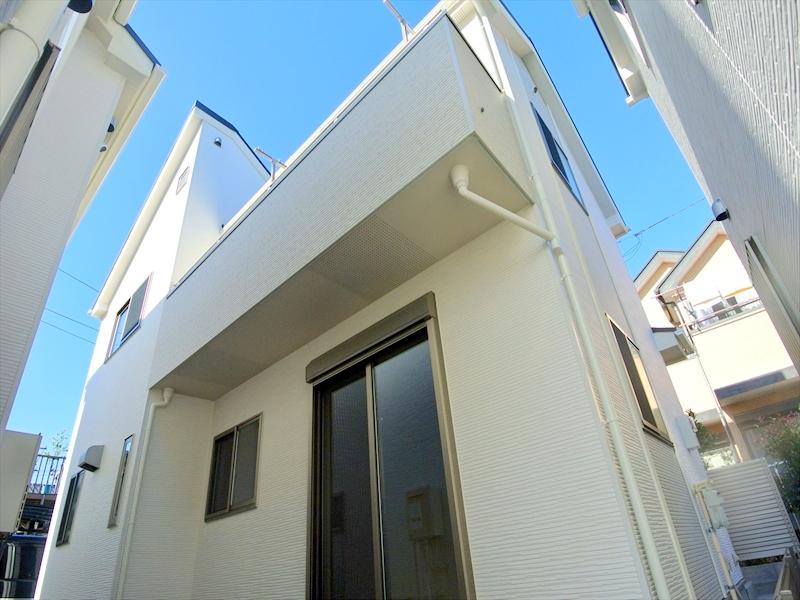 Local appearance photo. Local (12 May 2013) Shooting