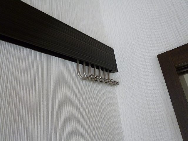 Other Equipment. Picture rails