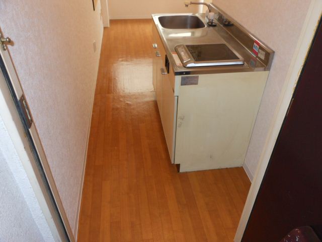 Kitchen. Cutting board is also put a kitchen with IH heater ☆