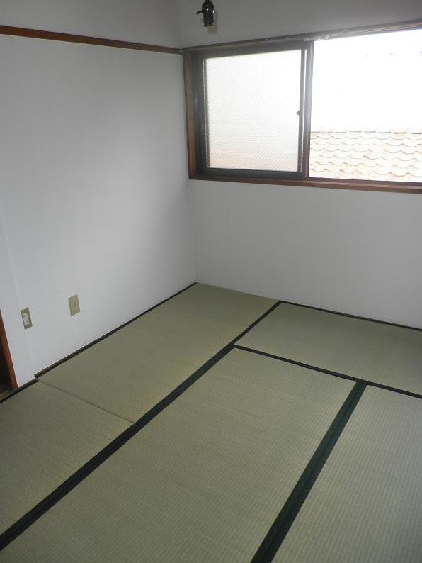 Living and room. New tatami that rush of smell scent!