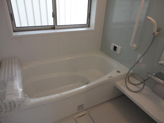 Same specifications photo (bathroom). ( Building) same specification