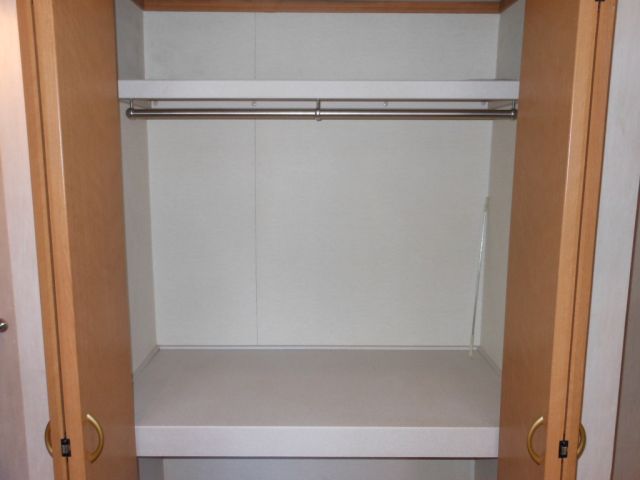 Receipt. Up and down, Effectively use closet