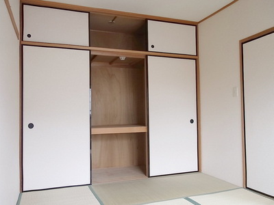 Receipt. Japanese-style room 6 quires ・ Receipt