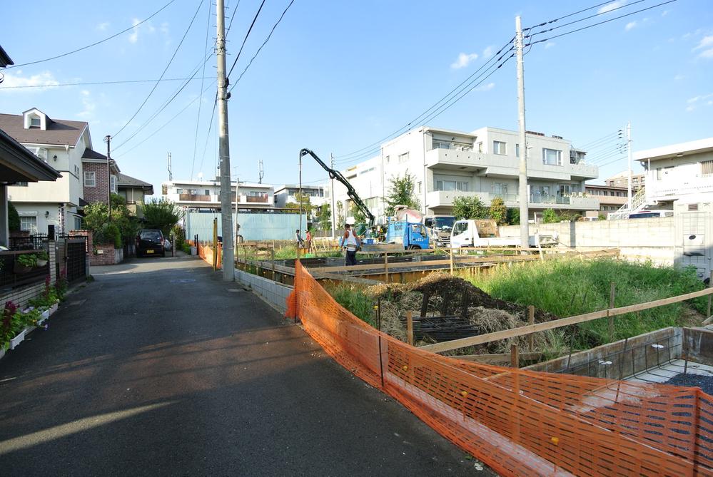 Local appearance photo. Local (10 May 2013) Shooting