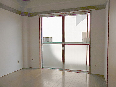 View. Western-style 4.5 Pledge