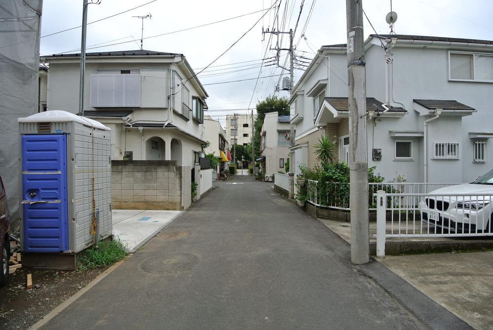 Local photos, including front road. Local (September 2013) Shooting