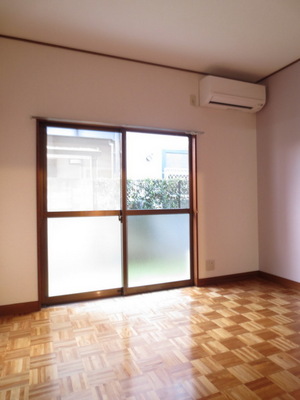 Other room space. room