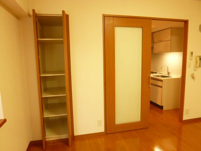 Receipt. Many storage