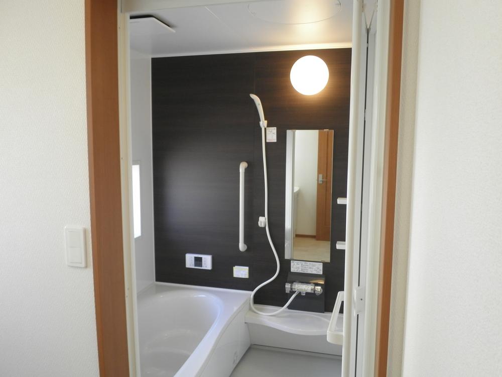 Bathroom. Indoor (11 May 2013) Shooting