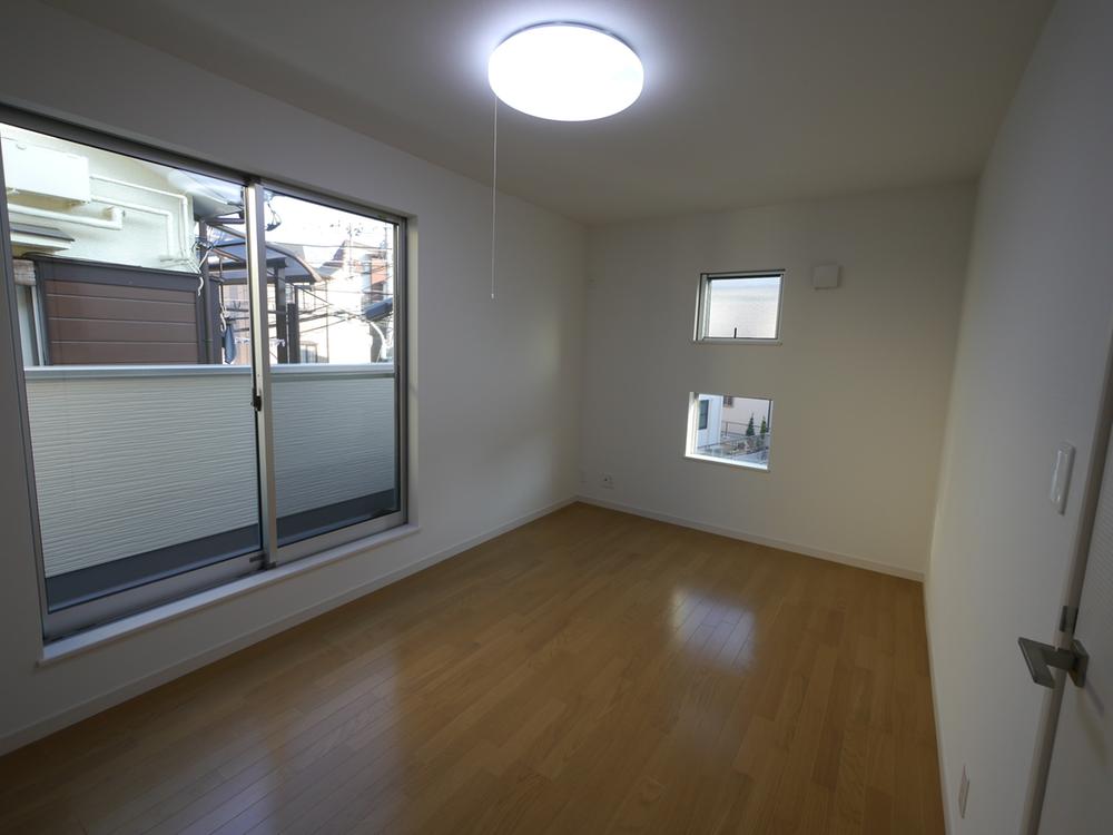 Non-living room. Room 2