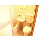 Bath. Effortless unit bus cleaning