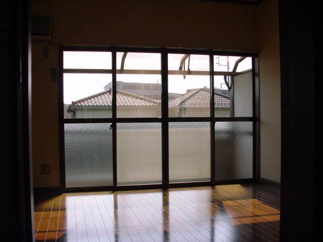 Living and room. Spacious Western-style 8 pledge