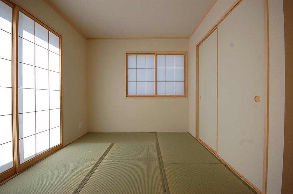 Same specifications photos (Other introspection). Example of construction