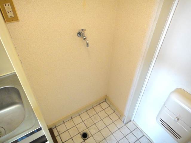 Other Equipment. Convenient Indoor Laundry Area