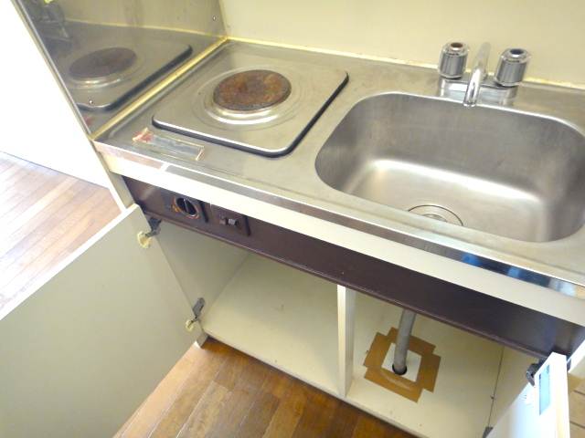 Kitchen. Kitchen storage