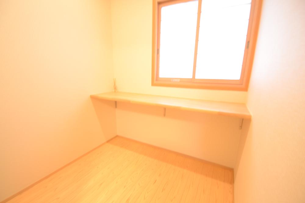 Other. DEN about 2 Pledge