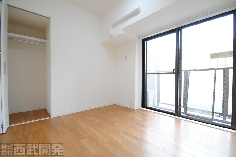 Non-living room. Western-style 4.7 Pledge With closet