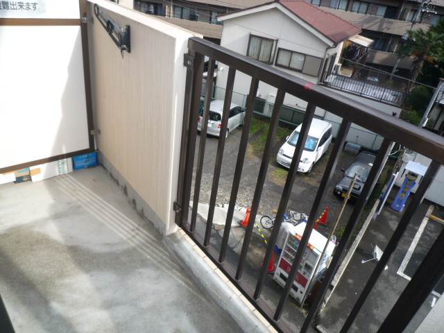 Balcony. Vary the room