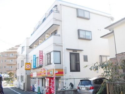 Building appearance. A quiet residential area