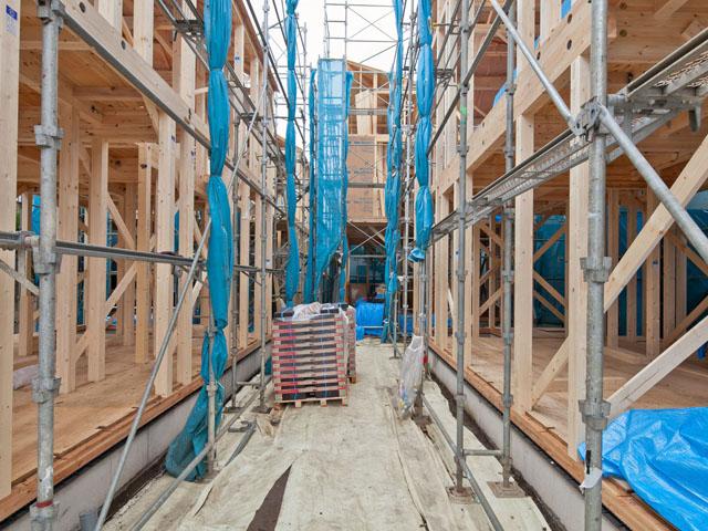 Local appearance photo. Local (08 May 2013) Shooting