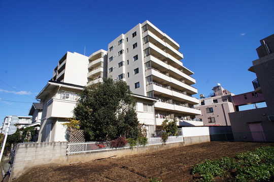 Local appearance photo