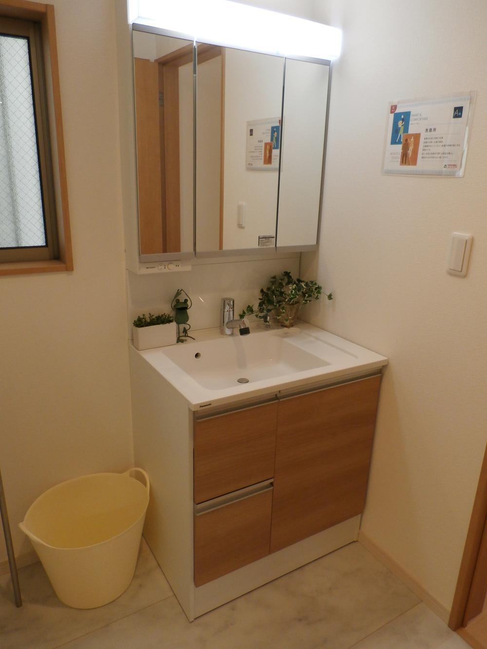 Same specifications photos (Other introspection). (1 Building) same specification