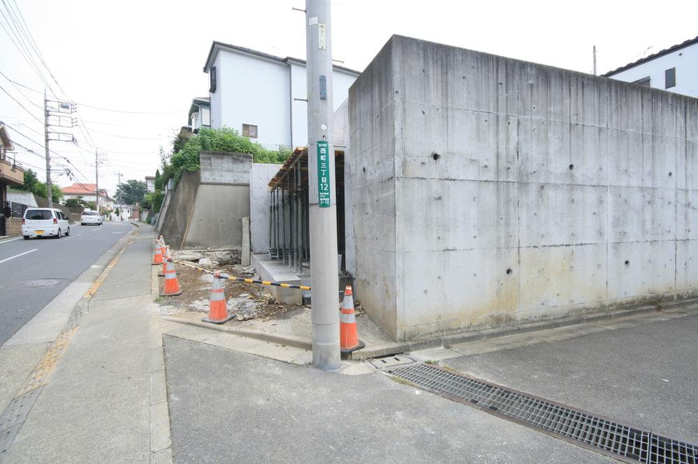 Local appearance photo. Local Photos