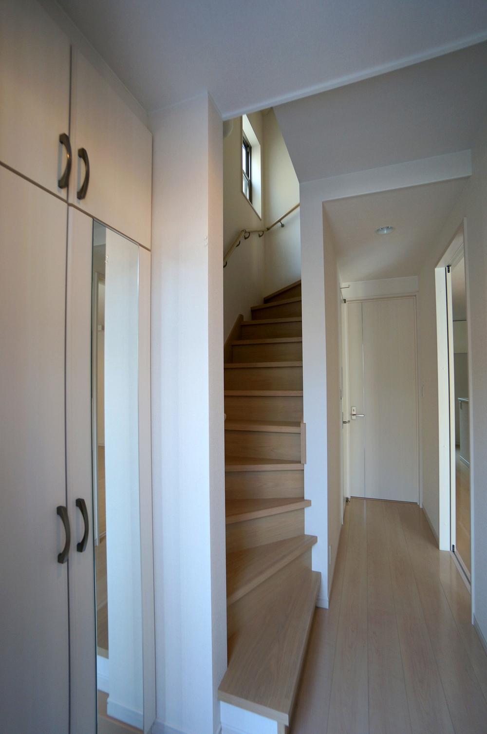 Same specifications photos (Other introspection). Seller construction cases